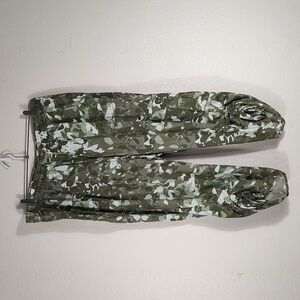 Lane Bryant Camo Pull On Drawstring Cargo Cropped Pants Size 14/16